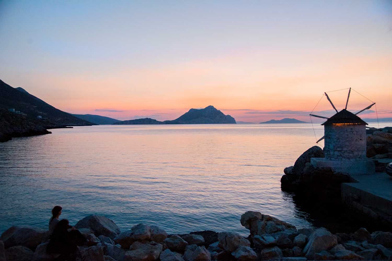 Ηλιοβασίλεμα στην Αιγιάλη.